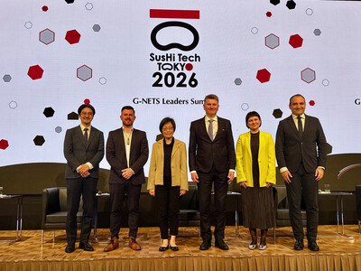 祝惠美處長(左3)與奧克蘭、里加、塔圖和杜林等城市代表同場發表演說
