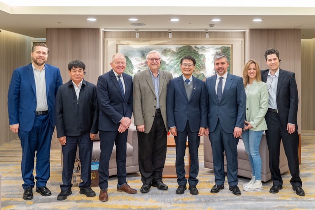 ICF Chairman John G. Jung led representatives from various countries to meet the Deputy Mayor of New Taipei City, Chen Chwen-Jing.