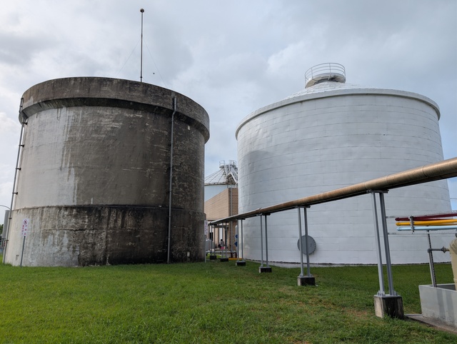 圖1：淡水水資源回收中心沼氣儲存槽及厭氧消化槽